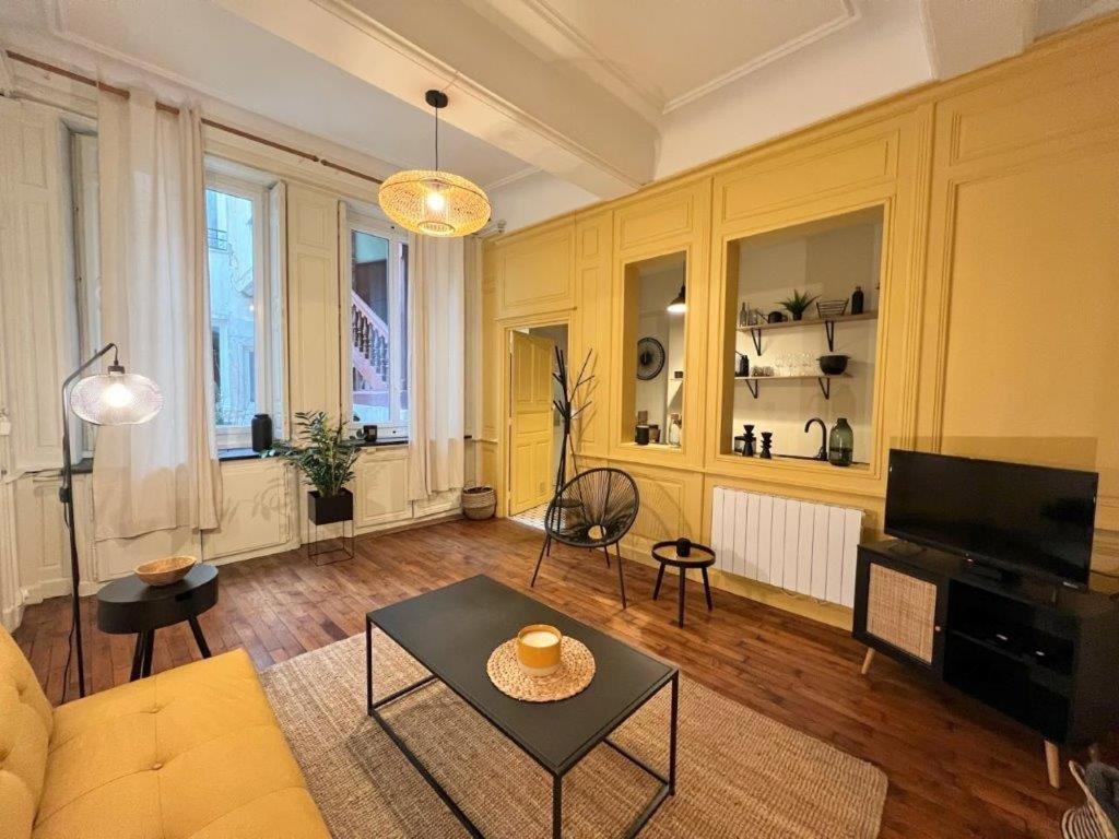 Le Boudoir De Clem Apartment Chalon-sur-Saone Exterior photo