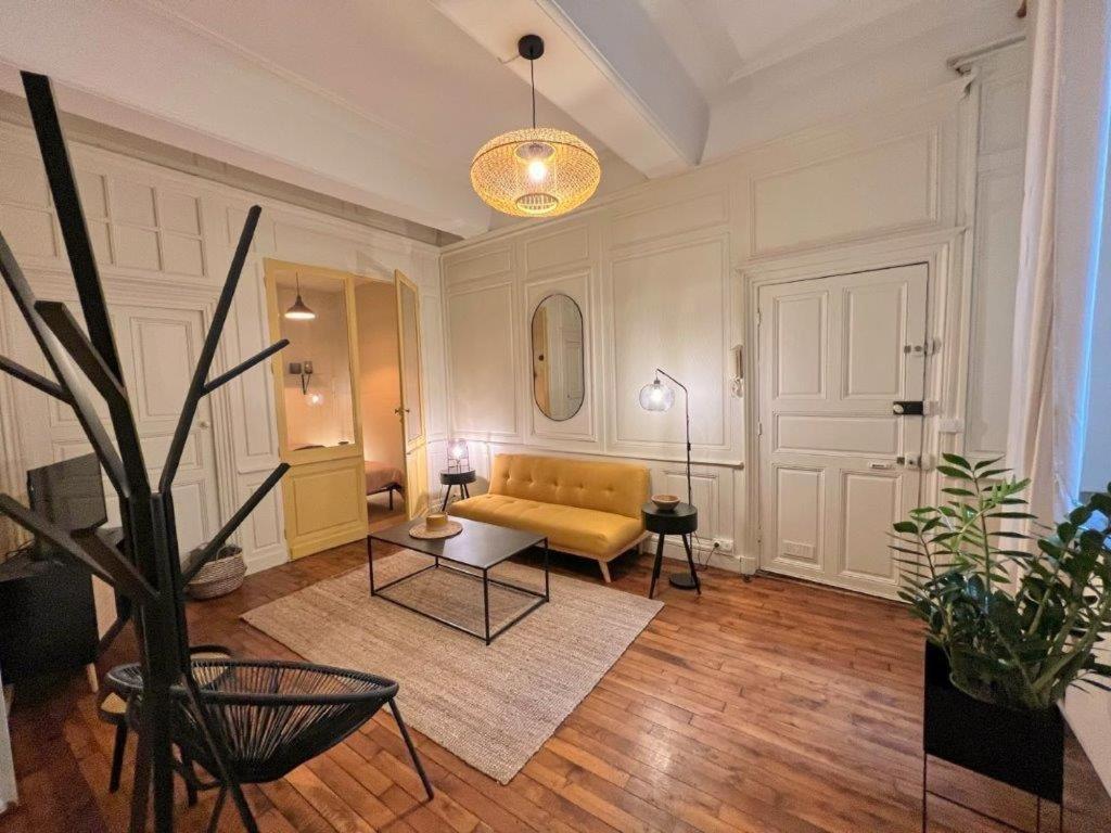 Le Boudoir De Clem Apartment Chalon-sur-Saone Exterior photo
